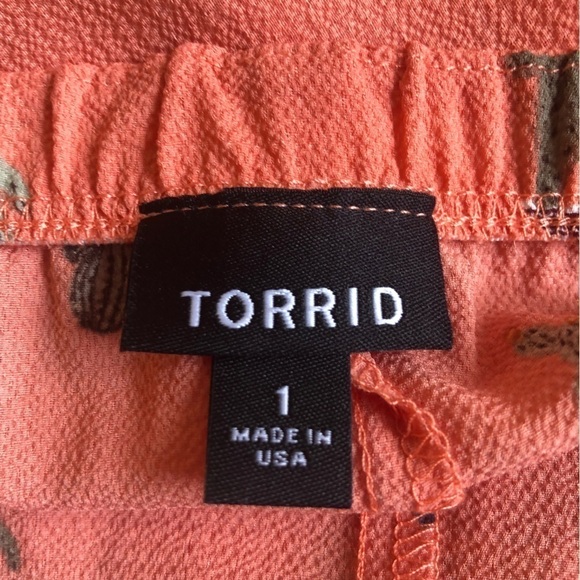 Torrid Popover Top Women 1 Orange with Green Cacti Graphics  Ruffle on Straps - Picture 7 of 9